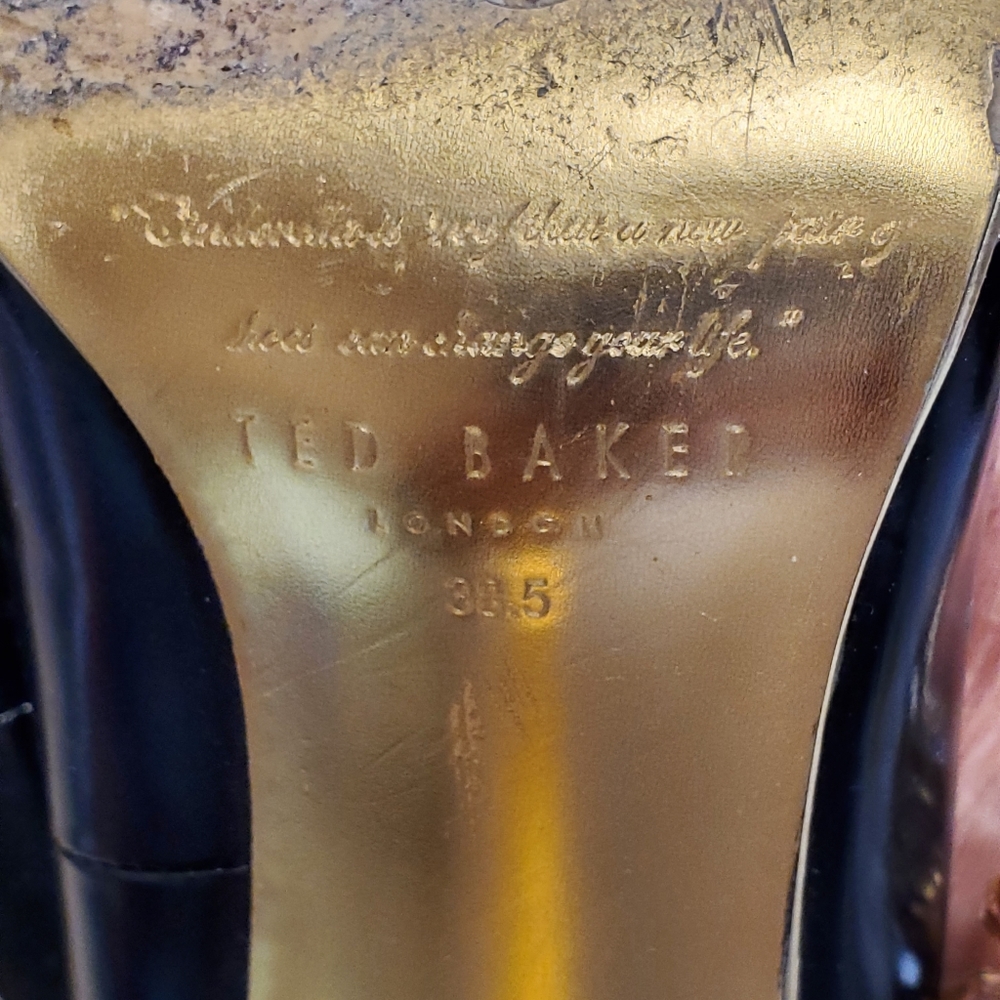 Ted Baker Two-Tone Black and Brown Pointed Toe Heels with Gold Bar - Picture 12 of 12